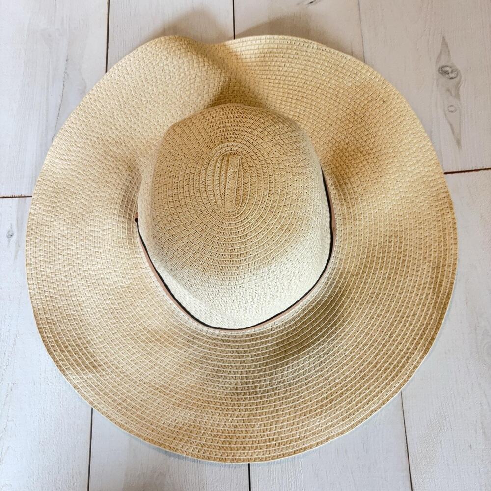 Banana Republic Hat Womens One Size Beige Straw Wide Brim Sun Beach Strap Accent